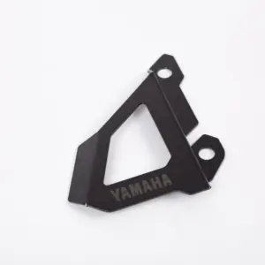 PROTECTOR CALIPER DEL FZ 25 / R15 V 3 /FZ 15  226013501000