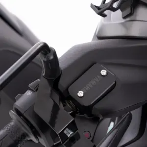 JUEGO PROTECTOR BOMBA DE FRENOS PARA NMAX V1-V2-V3  217012911000